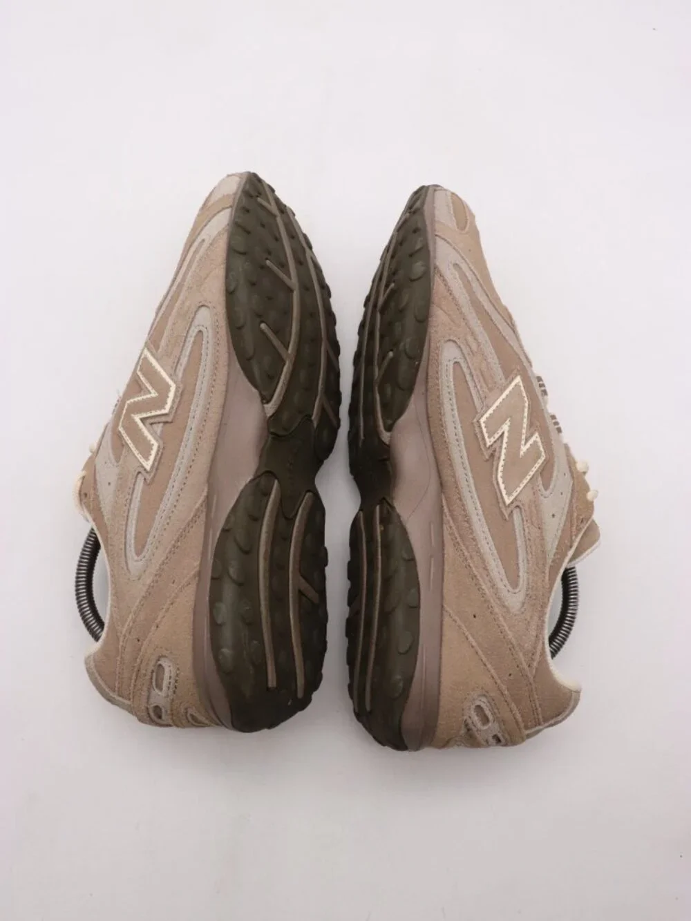 New Balance 204L Men's Size 9.5 D Mushroom Arid Stone Sneakers U204LMMA